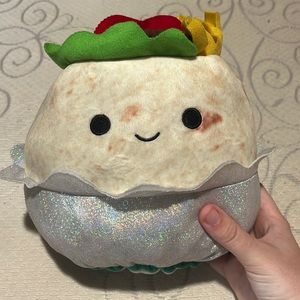 Squishmallow burrito/avocado